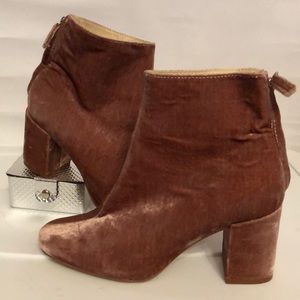 NEW Zara Pink Suede booties - LAST CHANCE